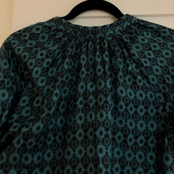 Elizabeth & James Silk Top - Picture 6 of 7